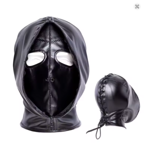Capucha de Cuero con Cremallera – Anonimato y control sensorial